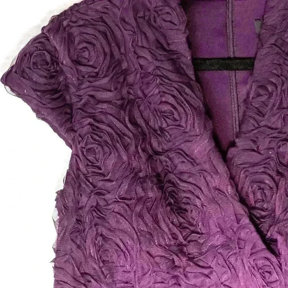 R&M Richards Plum Purple Rosette Bust Cap Sleeve Cocktail Dress Size 12 - Picture 3 of 7